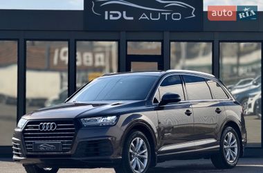 Позашляховик / Кросовер Audi Q7 2016 в Києві
