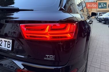 Внедорожник / Кроссовер Audi Q7 2016 в Хмельницком