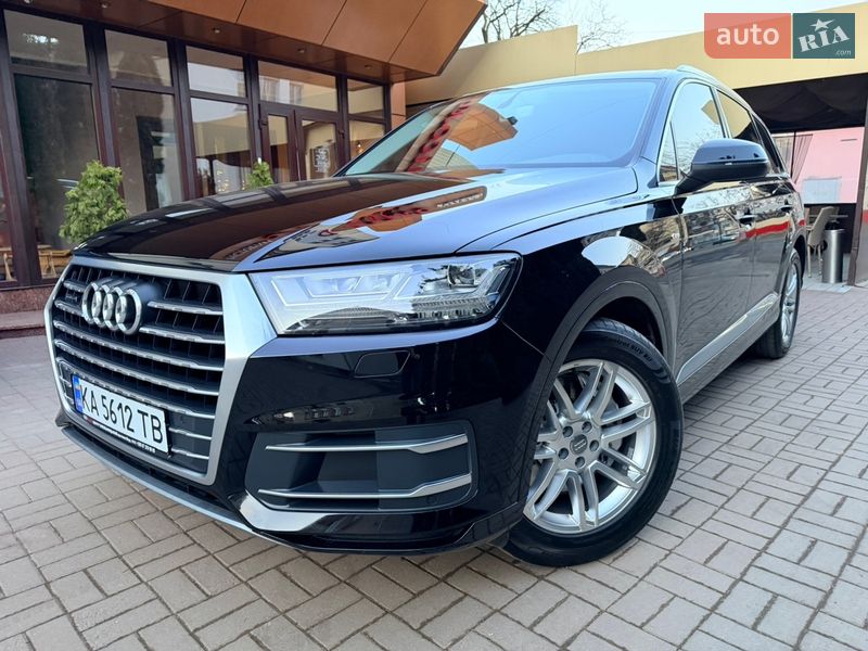 Внедорожник / Кроссовер Audi Q7 2016 в Хмельницком
