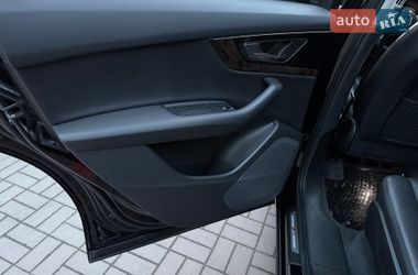 Внедорожник / Кроссовер Audi Q7 2016 в Хмельницком