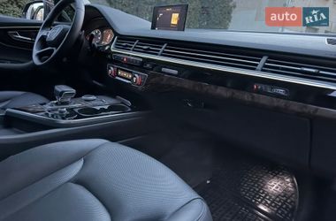 Внедорожник / Кроссовер Audi Q7 2016 в Хмельницком