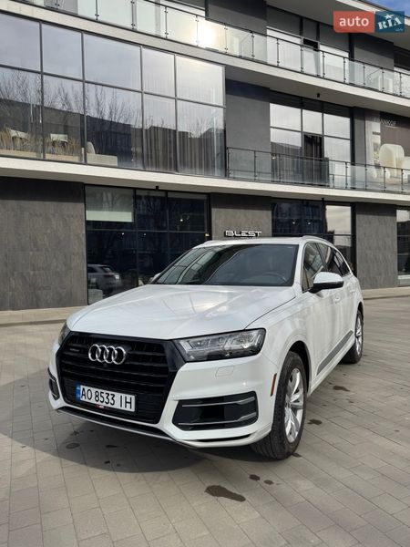 Внедорожник / Кроссовер Audi Q7 2018 в Ужгороде