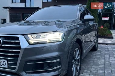 Внедорожник / Кроссовер Audi Q7 2017 в Киеве