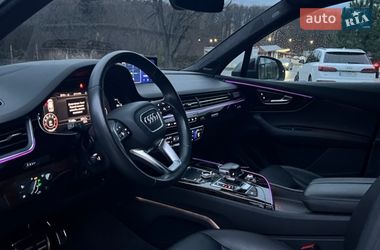 Внедорожник / Кроссовер Audi Q7 2017 в Киеве