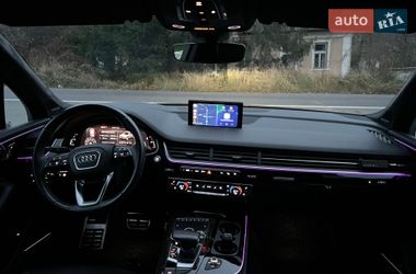 Внедорожник / Кроссовер Audi Q7 2017 в Киеве