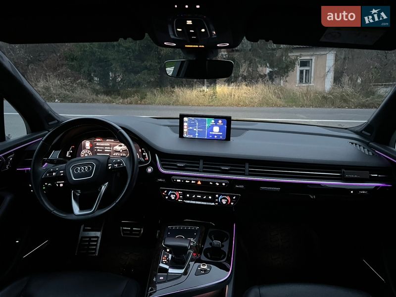 Внедорожник / Кроссовер Audi Q7 2017 в Киеве
