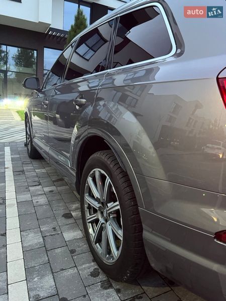 Внедорожник / Кроссовер Audi Q7 2017 в Киеве
