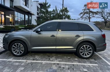 Внедорожник / Кроссовер Audi Q7 2017 в Киеве