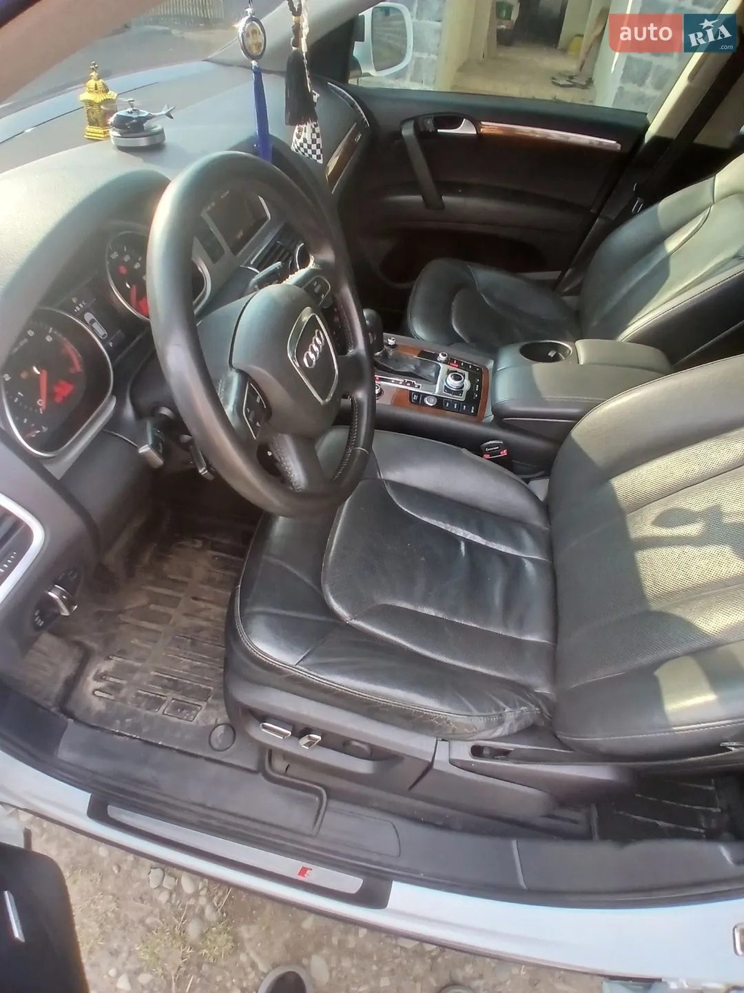 2010 Audi Q7 - мініатюра 11