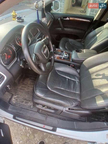 Внедорожник / Кроссовер Audi Q7 2010 в Ивано-Франковске