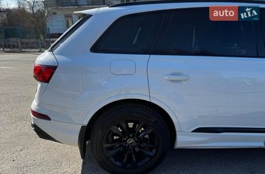 Позашляховик / Кросовер Audi Q7 2023 в Києві фото 6 Позашляховик / Кросовер Audi Q7 2023 в Києві