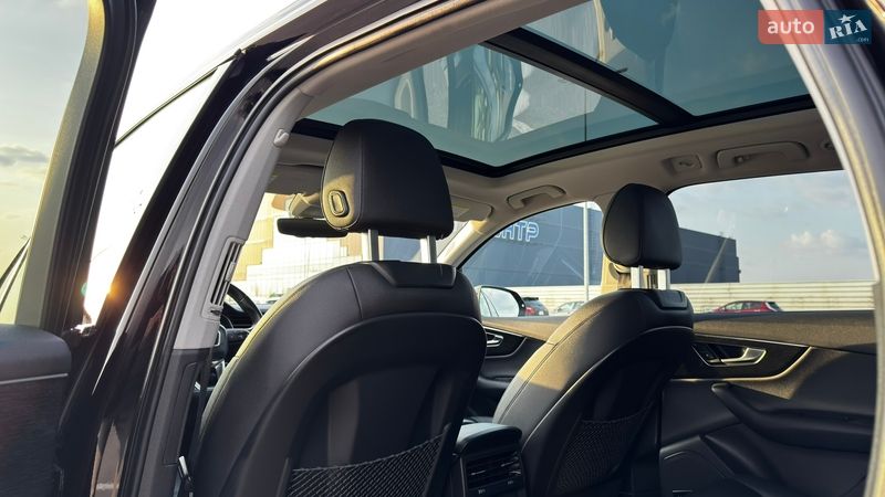 Позашляховик / Кросовер Audi Q7 2019 в Львові