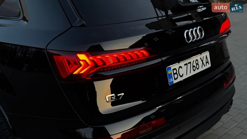 Позашляховик / Кросовер Audi Q7 2019 в Львові