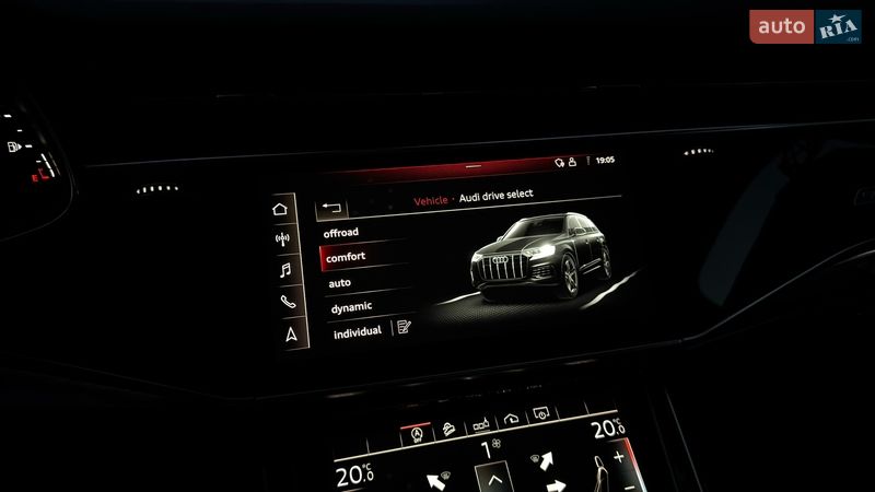 Позашляховик / Кросовер Audi Q7 2019 в Львові