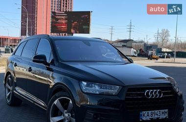 Внедорожник / Кроссовер Audi Q7 2015 в Киеве