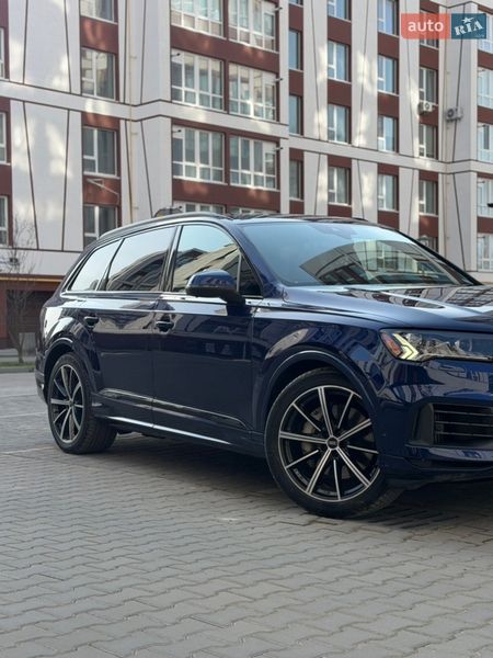 Внедорожник / Кроссовер Audi Q7 2021 в Ивано-Франковске