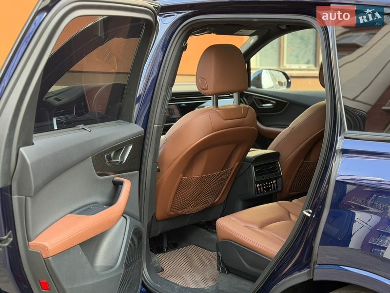 Внедорожник / Кроссовер Audi Q7 2021 в Ивано-Франковске