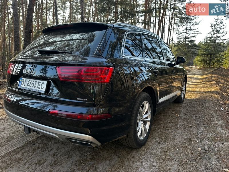 Внедорожник / Кроссовер Audi Q7 2019 в Полтаве
