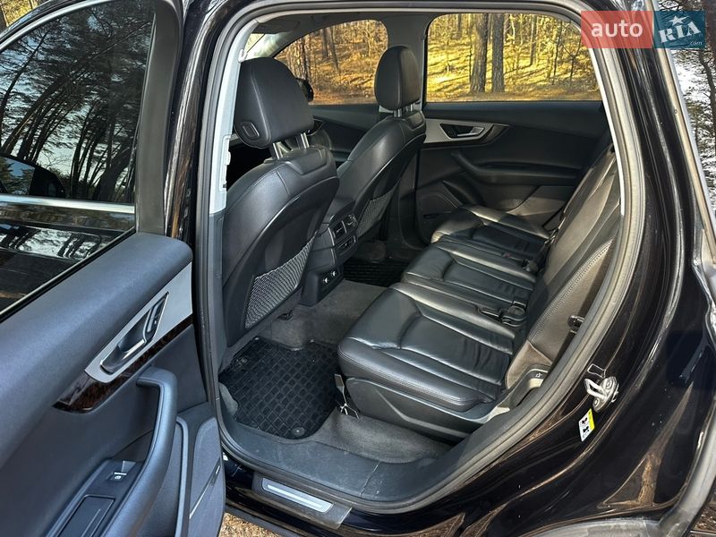 Внедорожник / Кроссовер Audi Q7 2019 в Полтаве