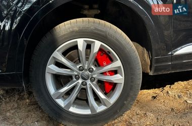 Внедорожник / Кроссовер Audi Q7 2019 в Полтаве
