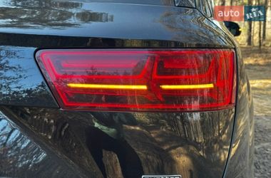 Внедорожник / Кроссовер Audi Q7 2019 в Полтаве