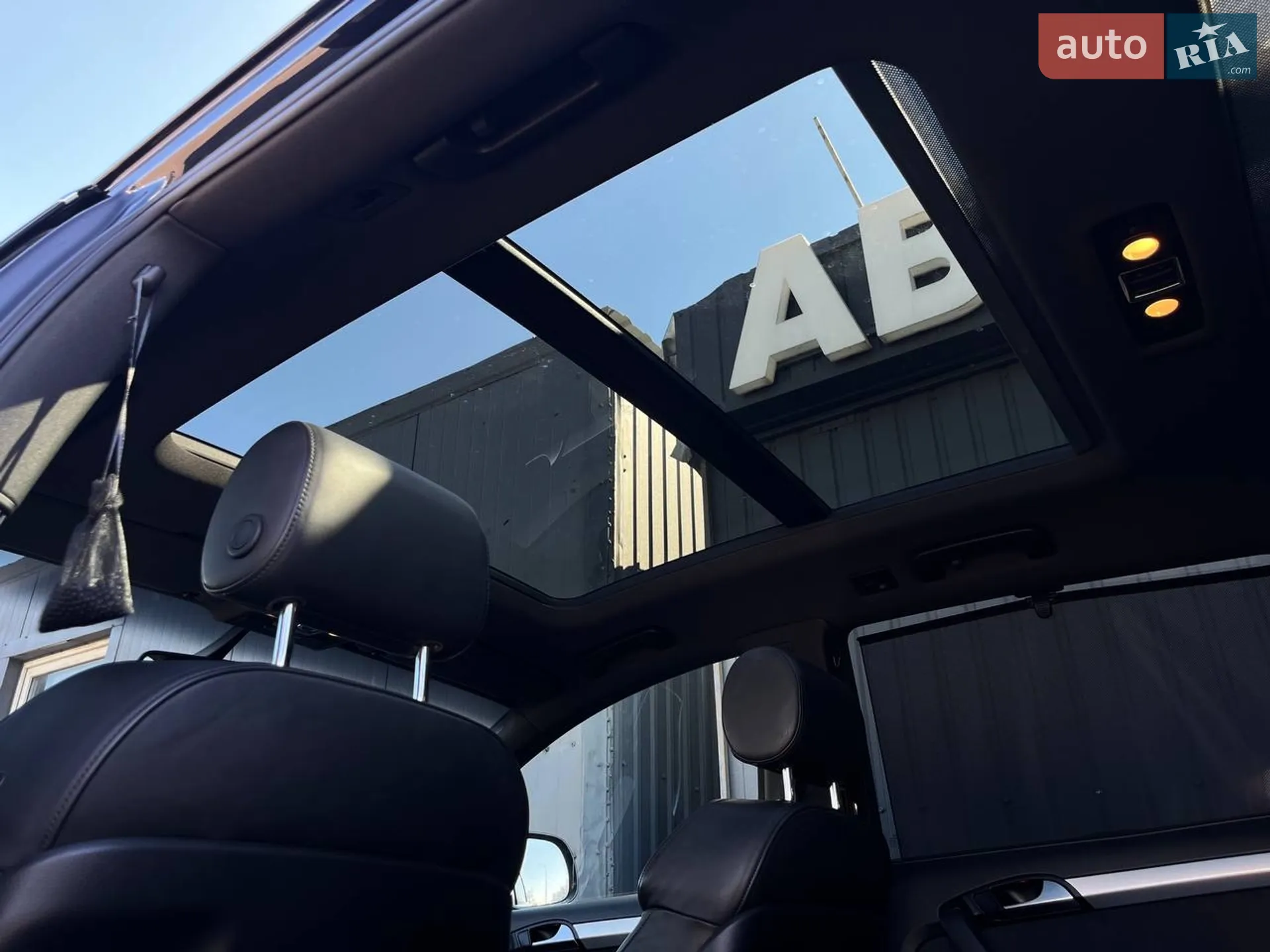 2010 Audi Q7 - мініатюра 17