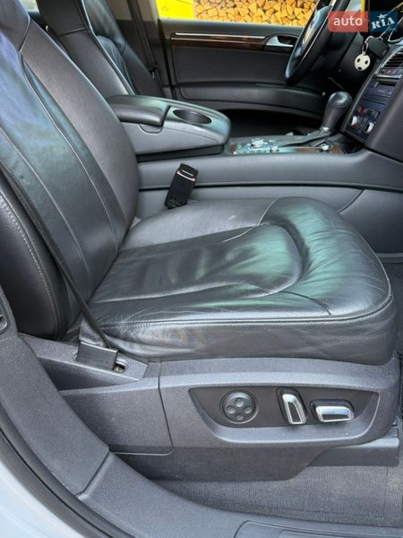 Внедорожник / Кроссовер Audi Q7 2011 в Ладыжине