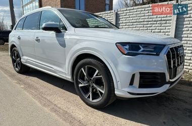 Внедорожник / Кроссовер Audi Q7 2021 в Киеве