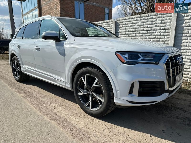 Audi Q7 2021