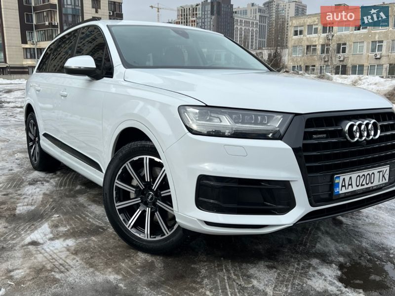 Внедорожник / Кроссовер Audi Q7 2019 в Киеве