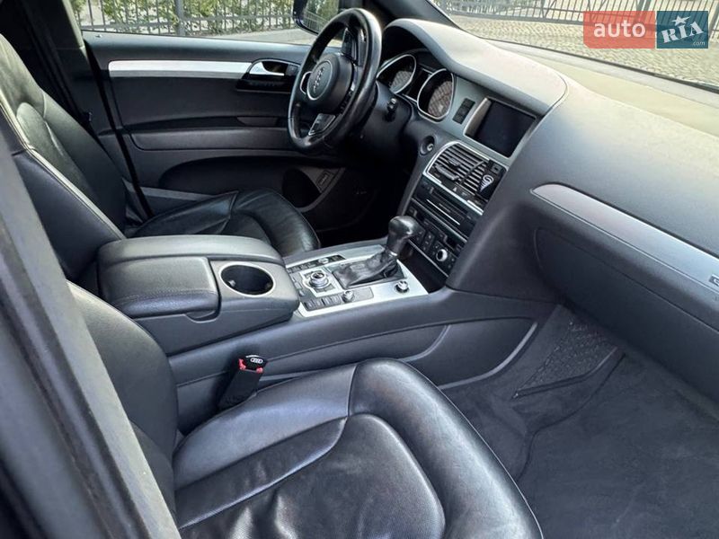 Позашляховик / Кросовер Audi Q7 2013 в Кременчуці