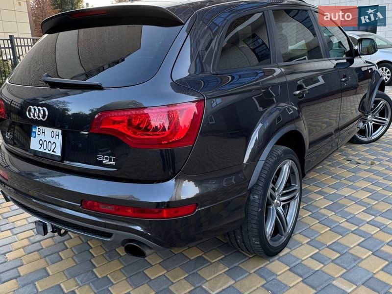 Позашляховик / Кросовер Audi Q7 2013 в Кременчуці