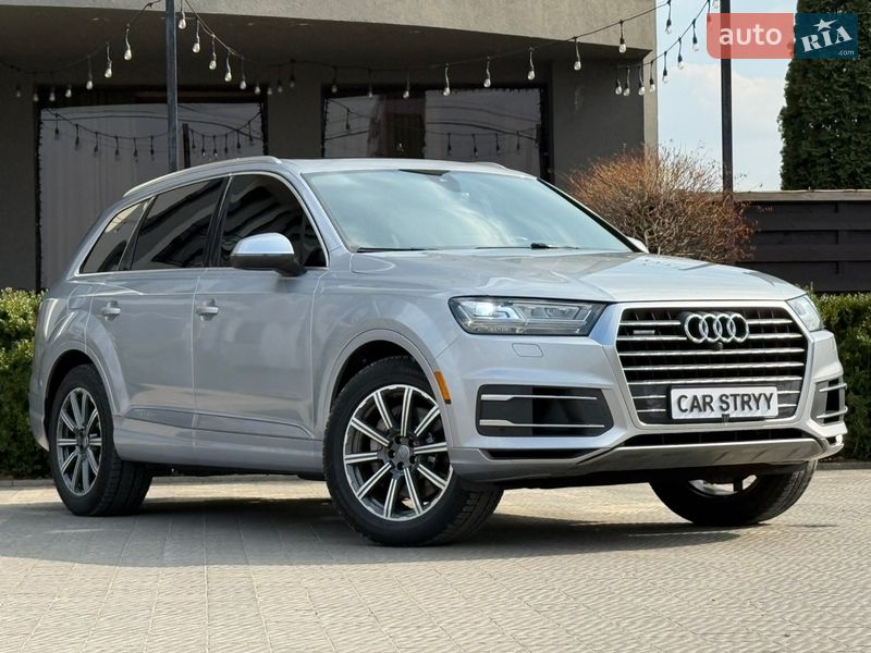 Внедорожник / Кроссовер Audi Q7 2017 в Стрые