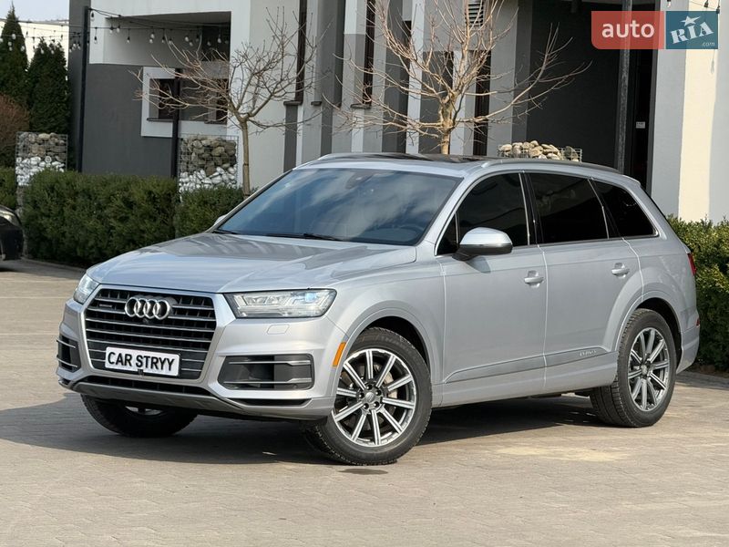 Внедорожник / Кроссовер Audi Q7 2017 в Стрые