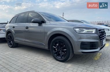 Внедорожник / Кроссовер Audi Q7 2016 в Черновцах