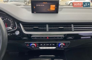 Внедорожник / Кроссовер Audi Q7 2016 в Черновцах