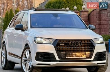Позашляховик / Кросовер Audi Q7 2016 в Рівному