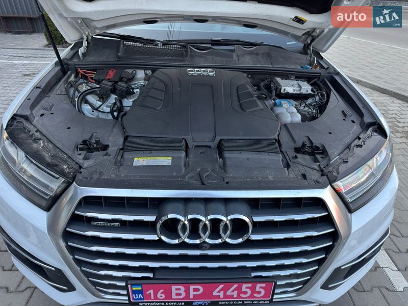 Внедорожник / Кроссовер Audi Q7 2016 в Киеве