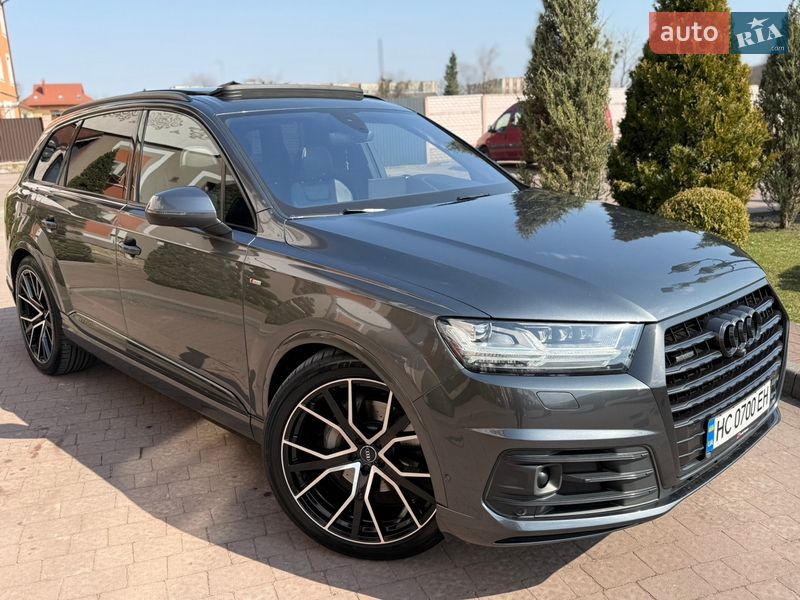 Внедорожник / Кроссовер Audi Q7 2016 в Стрые