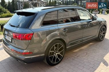 Внедорожник / Кроссовер Audi Q7 2016 в Стрые