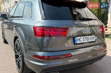 Внедорожник / Кроссовер Audi Q7 2016 в Стрые