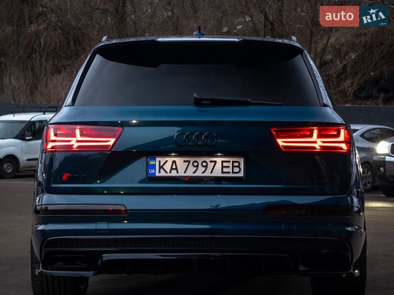 Позашляховик / Кросовер Audi Q7 2019 в Києві