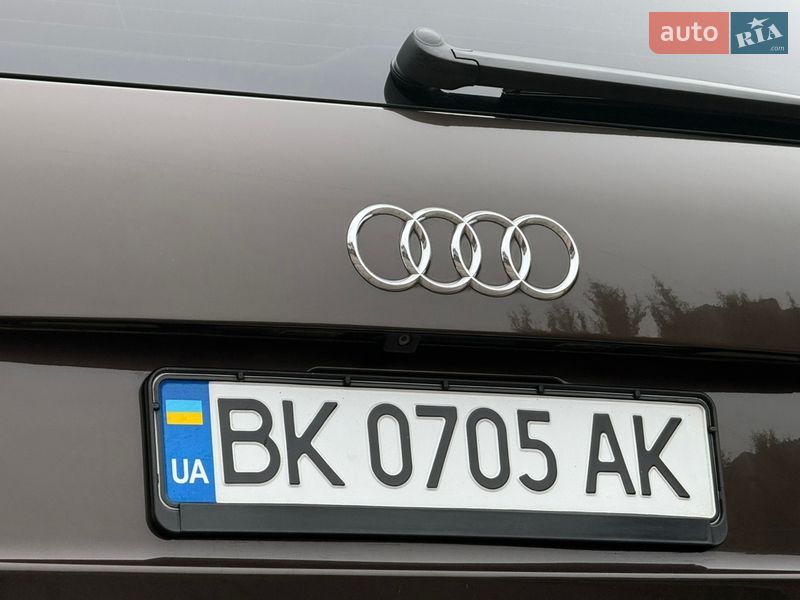 Позашляховик / Кросовер Audi Q7 2010 в Рівному