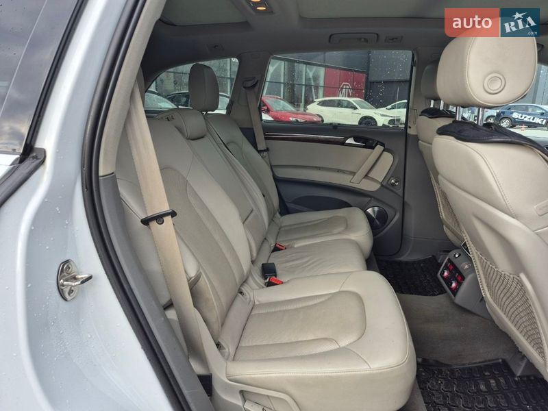 Позашляховик / Кросовер Audi Q7 2014 в Кропивницькому