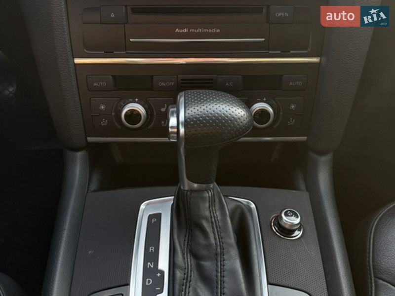 Позашляховик / Кросовер Audi Q7 2014 в Києві