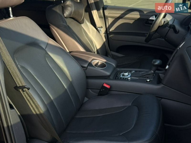 Позашляховик / Кросовер Audi Q7 2014 в Києві