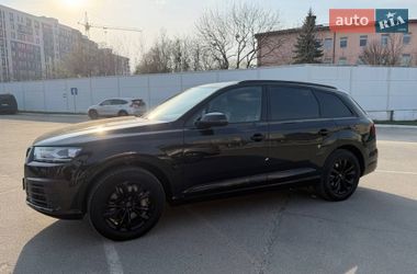 Внедорожник / Кроссовер Audi Q7 2017 в Львове