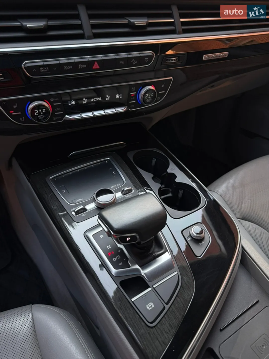 2017 Audi Q7 - мініатюра 26