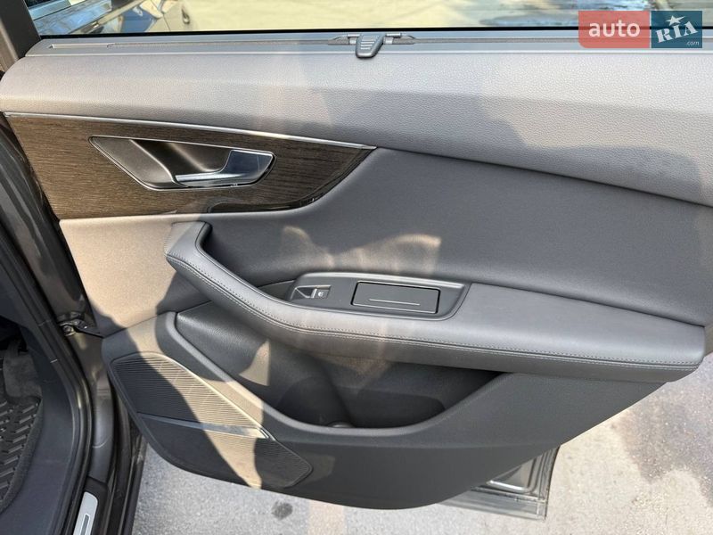 Позашляховик / Кросовер Audi Q7 2023 в Києві фото 26 Позашляховик / Кросовер Audi Q7 2023 в Києві