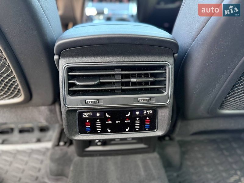 Позашляховик / Кросовер Audi Q7 2023 в Києві фото 31 Позашляховик / Кросовер Audi Q7 2023 в Києві